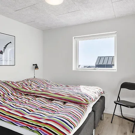 Four-bedroom In בית נופש