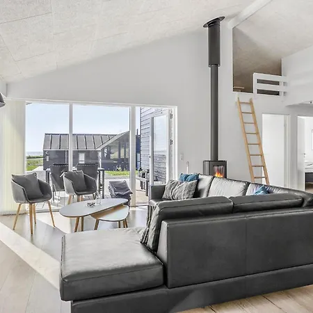 Belle Maison De 4 à *