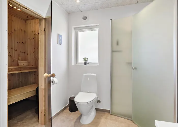 Four-bedroom In הדרסלב